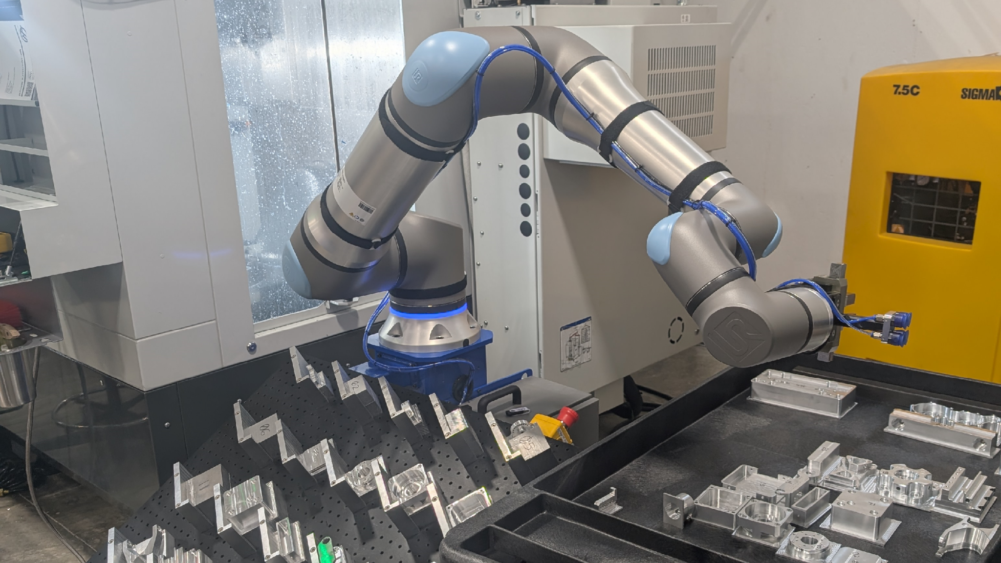 Universal Robots Shows Deep Learning-Based Part Detection At IMTS ...