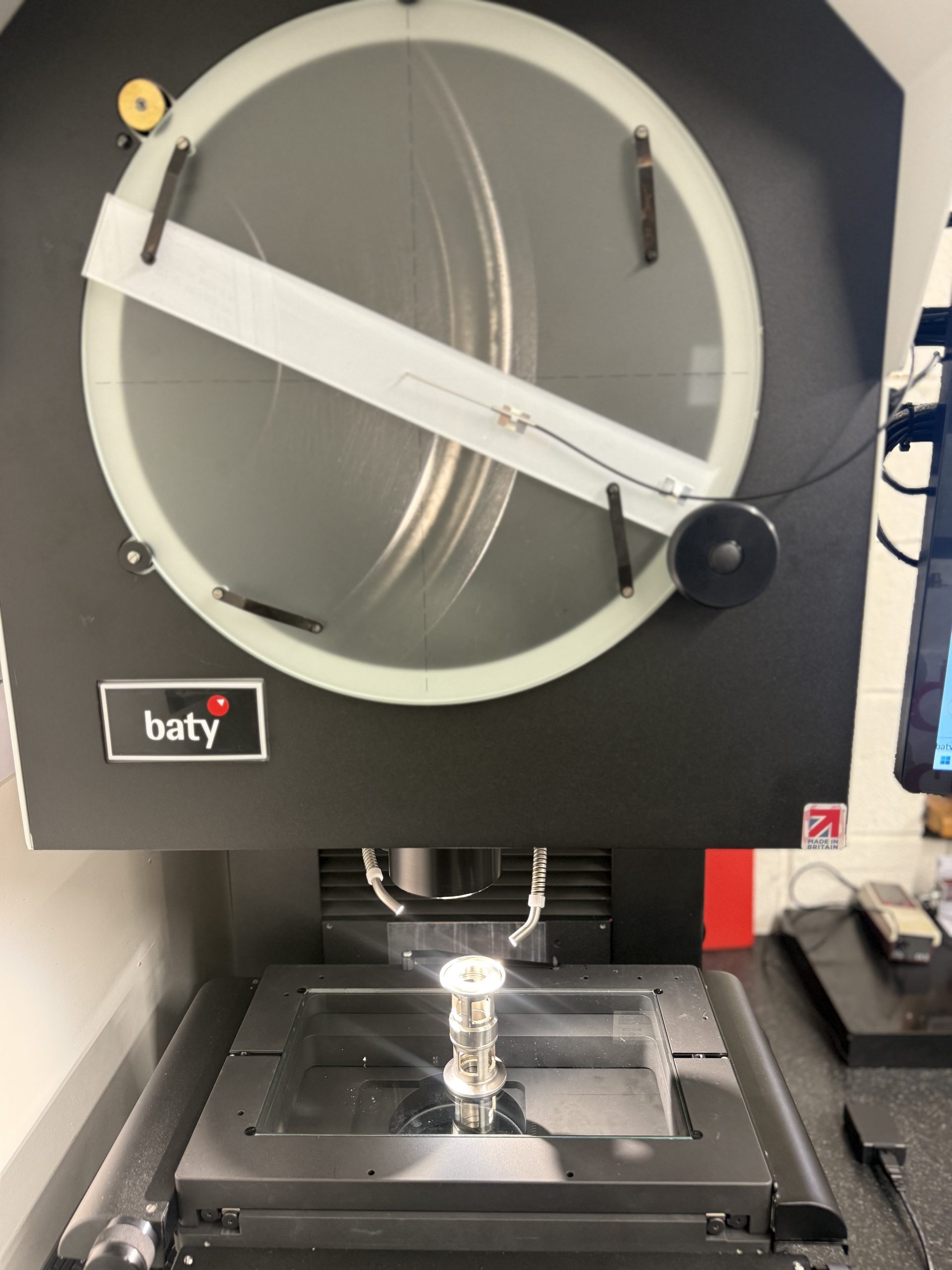 Baty Shadowgraph R4 Edge Detection Boosts Precision and Reliability in CNC Quality Control ...